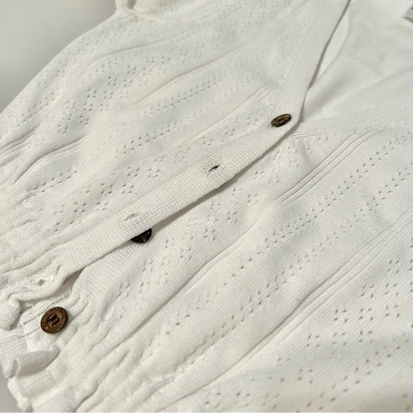 Puff sleeve knit top - Picture 3 of 4